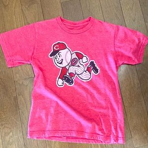 Vintage Cincinnati Reds shirt